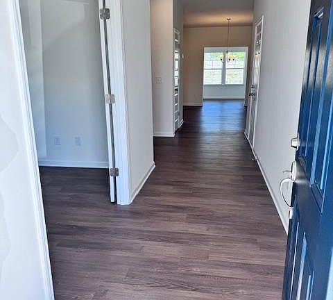 123 Rose St, 67890 Silver City