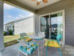 82 Pine Street, 54729 Platinum Town