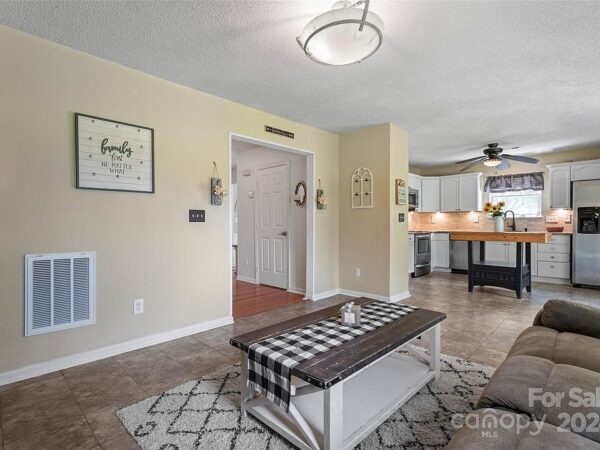 72 Walnut Street, 59320 Silver City