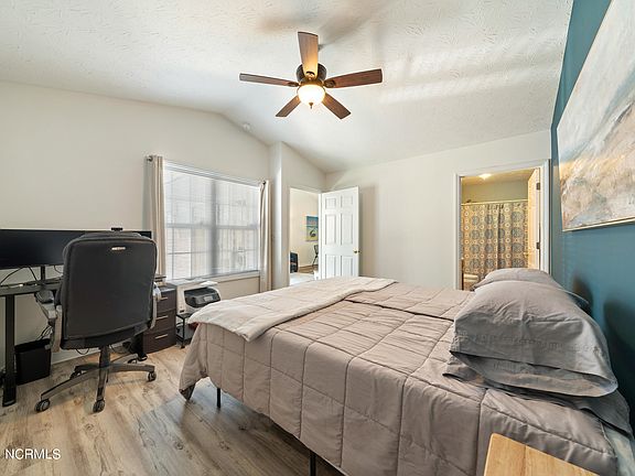 52 Pine Street, 72634 Platinum City