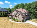 23 Oak Street, 98104 Silver City