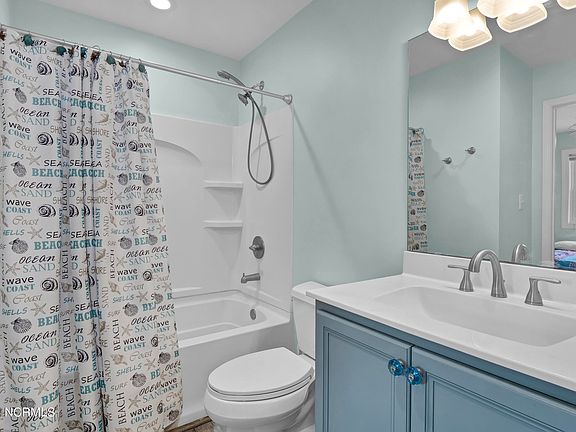 87 Cherry Blossom St, 62845 Copper Town