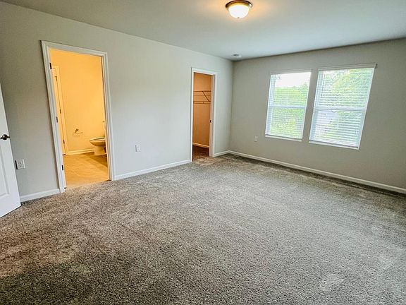 17 Lilac Lane, 92014 Gold Town