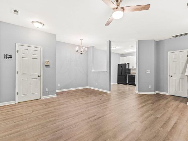 74 Sycamore, 39285 Silver City