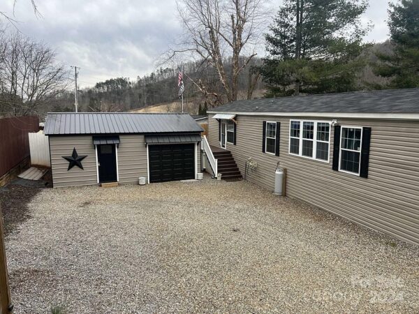 123 Jasmine St, 67890 Silver Town
