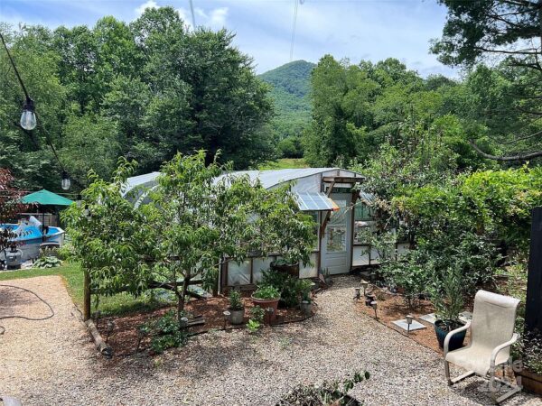 123 Jasmine St, 67890 Silver Town