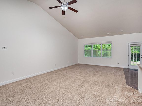 72 Green Tree, 34829 Gold Town