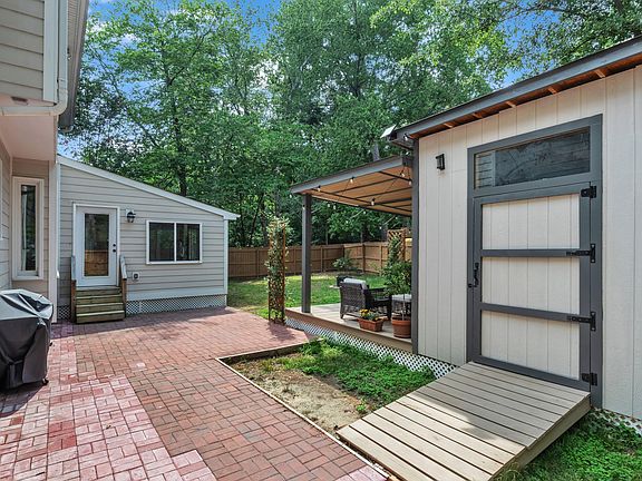 88 Nectarine Street, 48215 Nickel Town