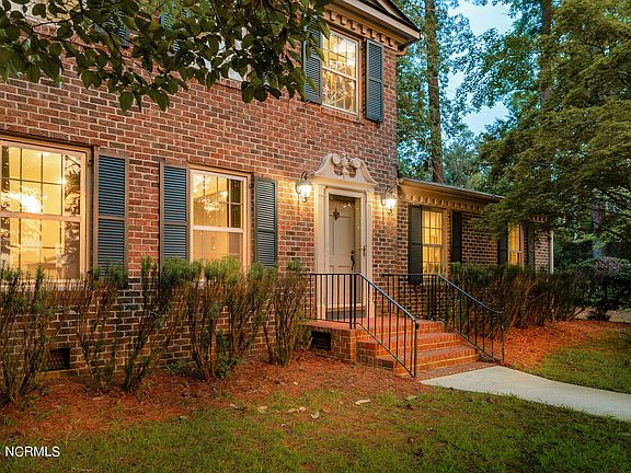 142 Willow Street, 90821 Steel City