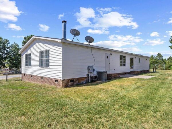 142 Yellow Rose Street, 73920 Silver City
