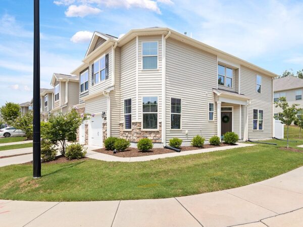 287 Lilac Lane, 15479 Iron City