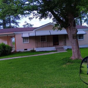 18 Pine Street, 54279 Platinum City