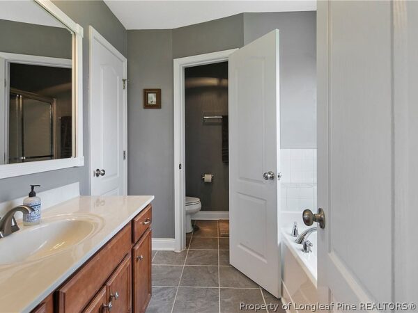 172 Maple Street, 43820 Silver Town