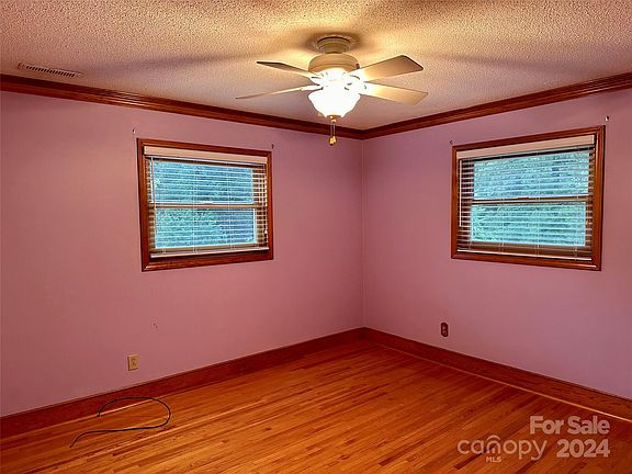 19 Xenon St, 84753 Steel City