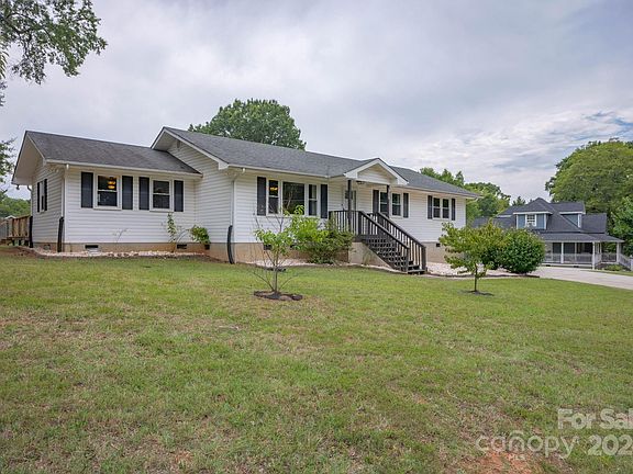 89 Ivy Lane, 45321 Iron Town