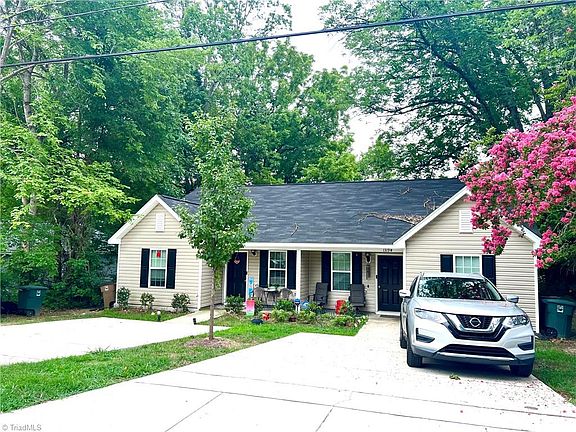 23 Ivy Street, 78354 Iron Town