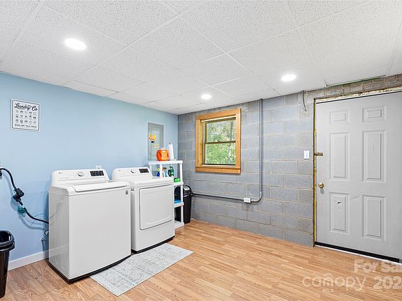 73 Dahlia Street, 48216 Copper City