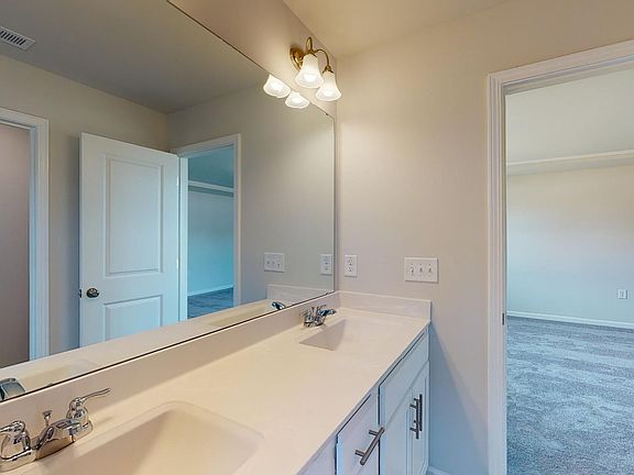 235 Foxglove Drive, 78432 Silver City