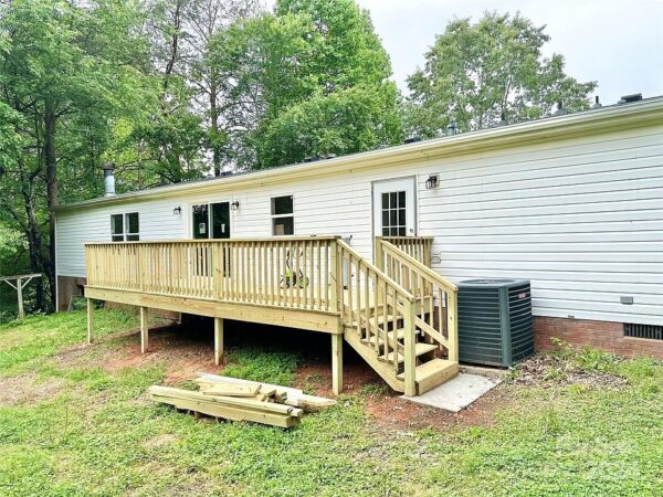 159 Rosewood Street, 48291 Ironville