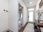 142 Quince St, 37562 Quartz Town