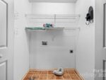 17 Aspen Avenue, 90210 Silver City