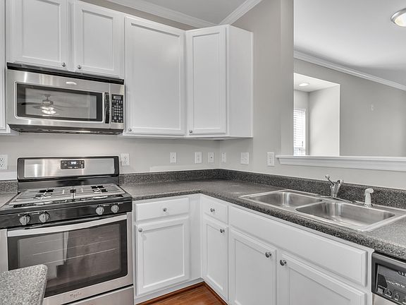 84 Violet Street, 72931 Vanadium City