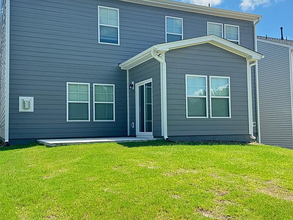 123 Rose St, 67890 Silver City