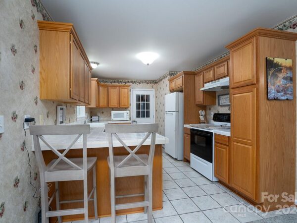 83 Jasmine St, 38451 Iron Town