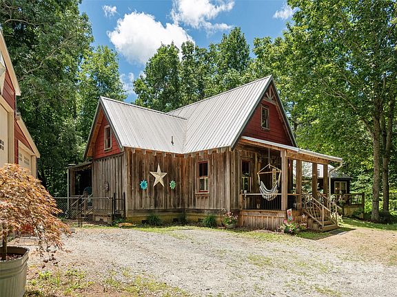 52 Nectarine Street, 89475 Nickel Town