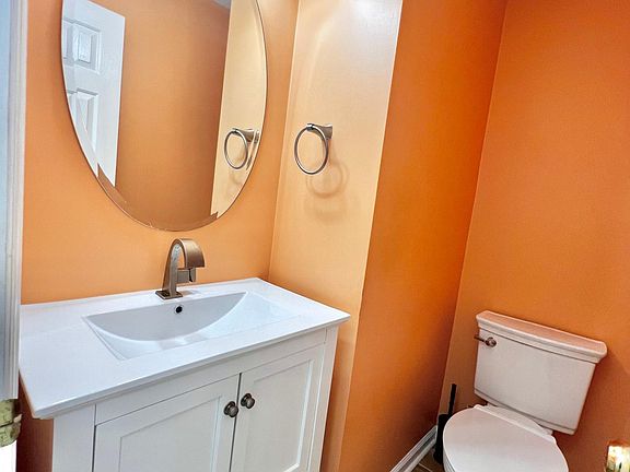 157 Umbrella Lane, 48219 Copper City