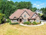 23 Oak Street, 98104 Silver City