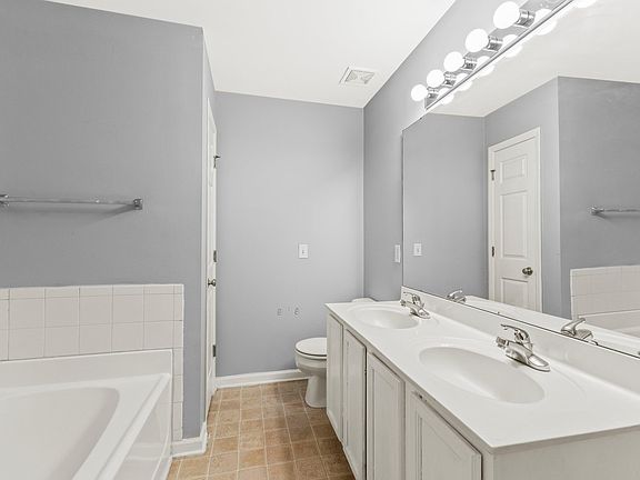 74 Sycamore, 39285 Silver City