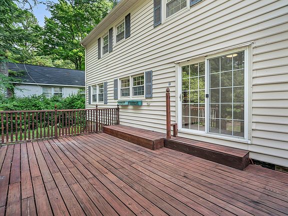 57 Lilac Lane, 29481 Lead Town
