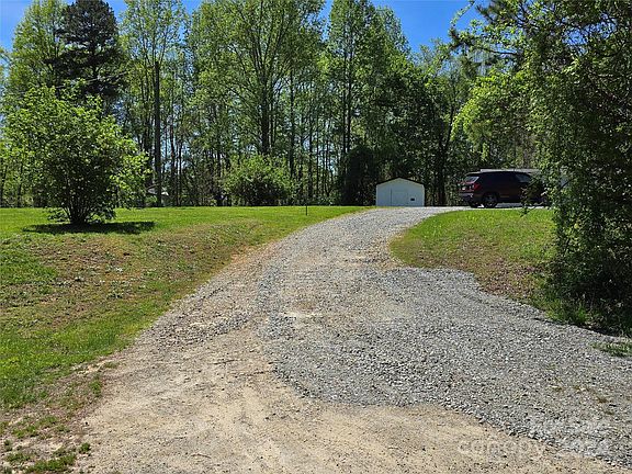 121 Umber St., 82457 Uranium Town