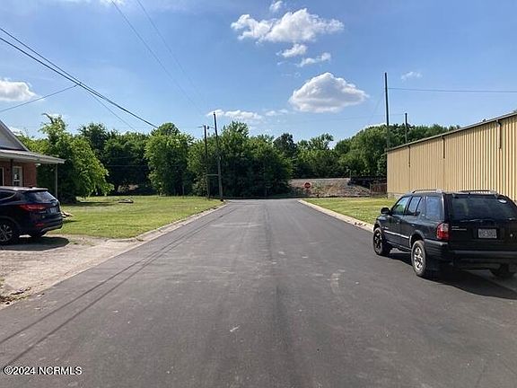 72 Daisy Lane, 94530 Diamond City