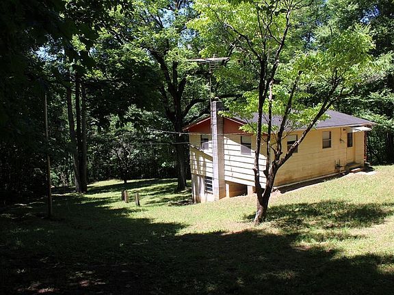 72 Kestrel Lane, 85032 Krypton Town