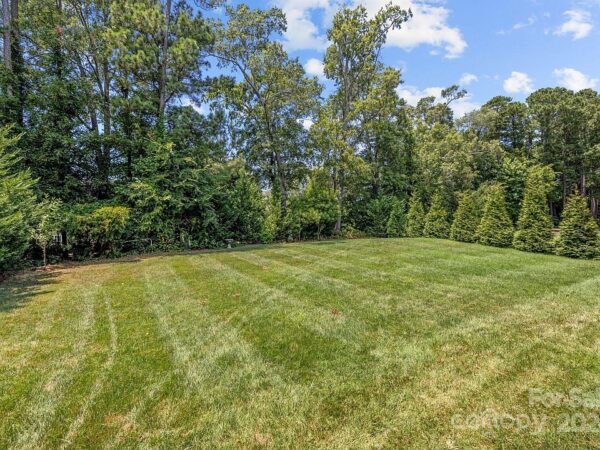 89 Heather Street, 47290 Iron Town