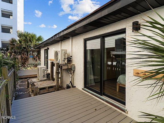 72 Jasmine Avenue, 48516 Iron Town