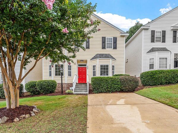 96 Umbrella St., 12345 Steel Town