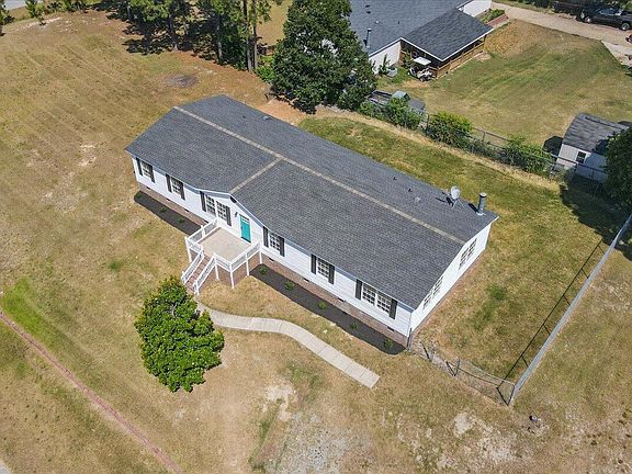 142 Yellow Rose Street, 73920 Silver City