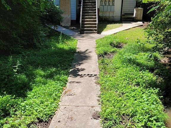 12 Greenbriar, 48219 Gold Town