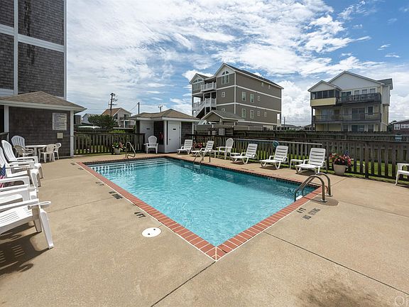 45 Rosewood, 78901 Ruby Town