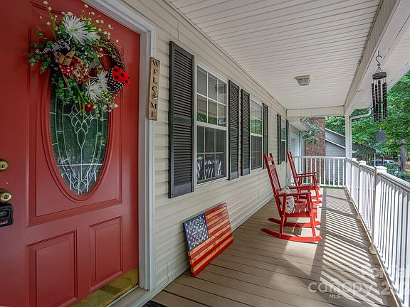 83 Jasmine St, 38451 Iron Town