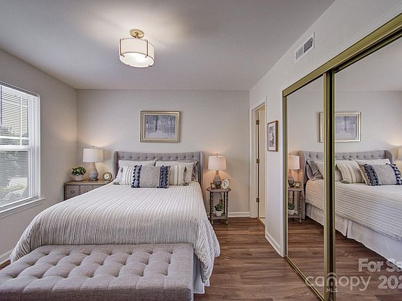 27 Jasmine St, 37492 Iron City