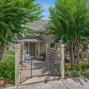 27 Willow St, 83601 Iron City