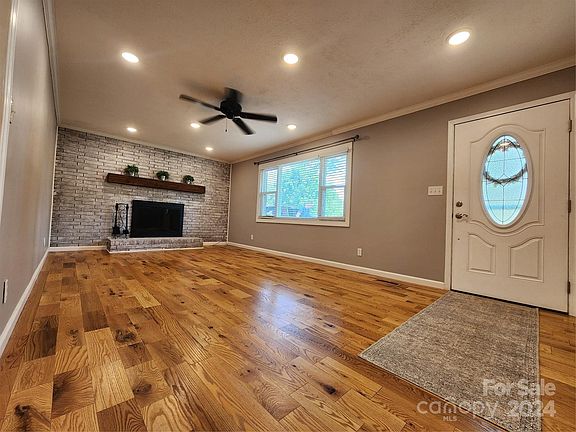 72 Fir Street, 48392 Silver City