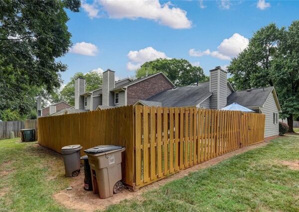 82 Quince Street, 27103 Silver Town