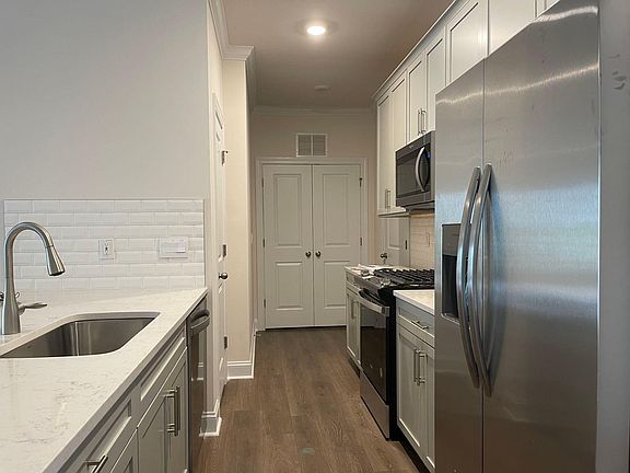 98 Norway Maple, 24680 Nickel Town