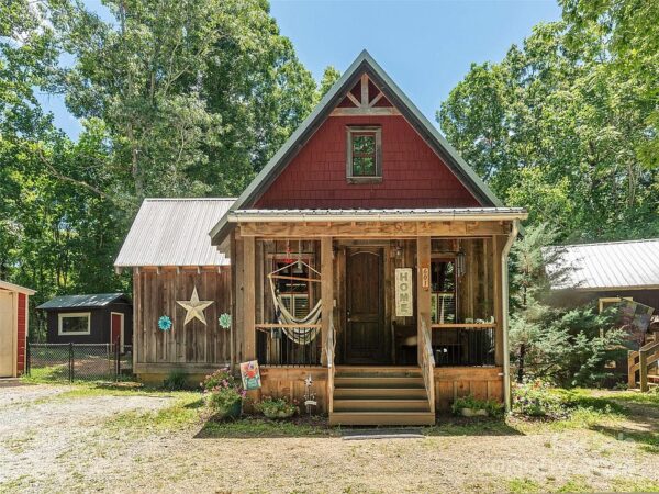 52 Nectarine Street, 89475 Nickel Town