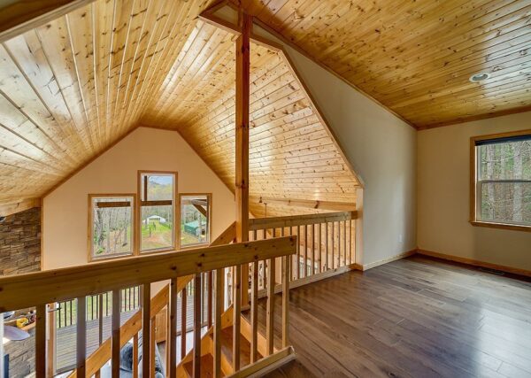 102 Violet Street, 48572 Vanadium City